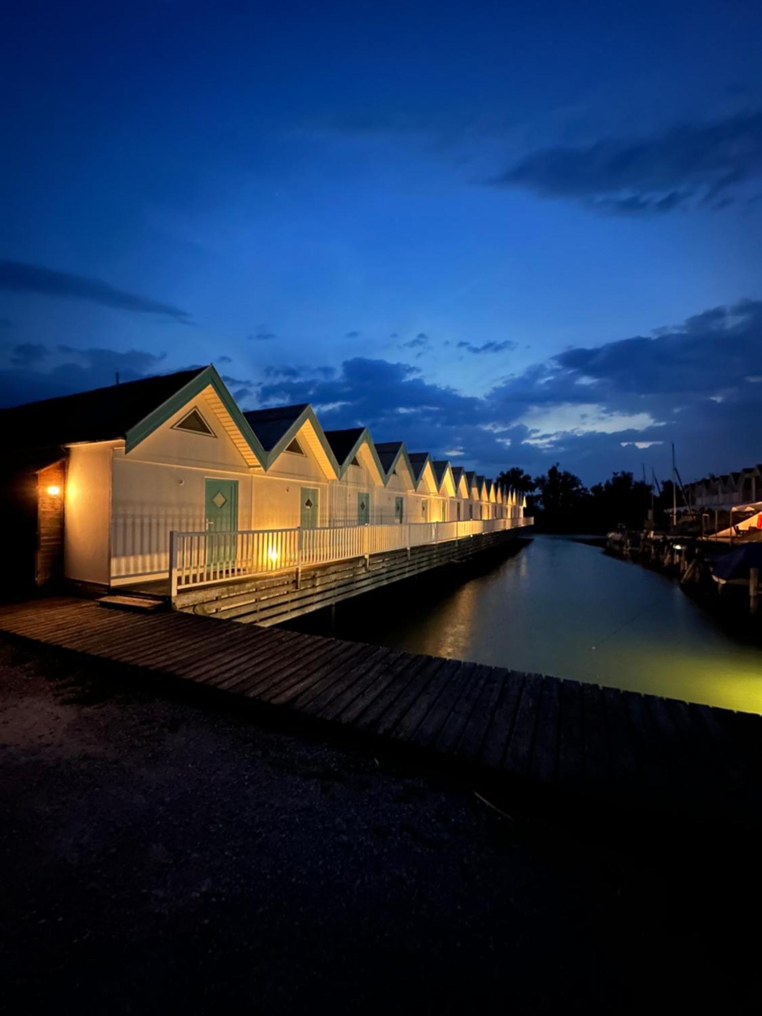 Haus Am See Neusiedl am See Exterior photo